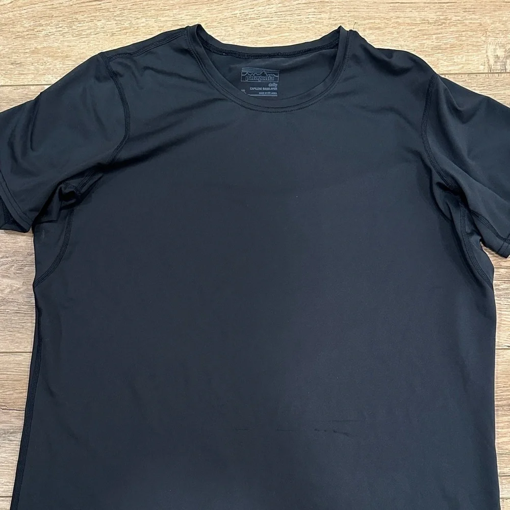 Patagonia Men's Capilene Base layer Black T-Shirt